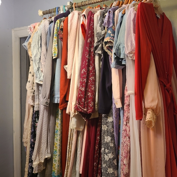 Welcome to MaryMae's VTG Closet ❣ - Picture 6 of 14